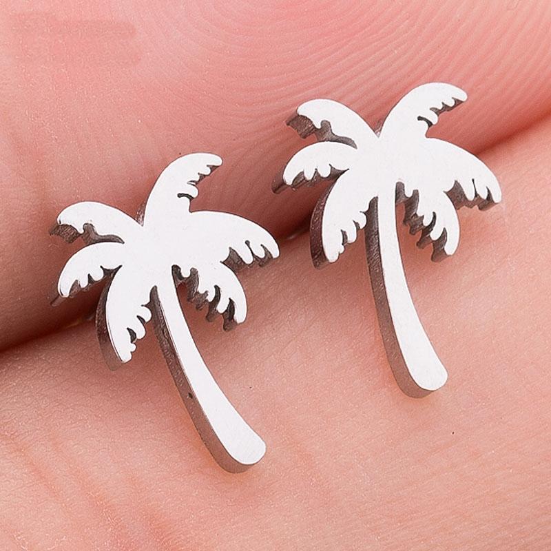 Niedliche und schlichte kleine Ohrstecker