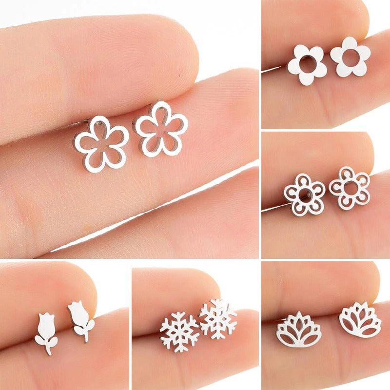 Niedliche kleine Ohrstecker mit Lotusblüte aus Edelstahl