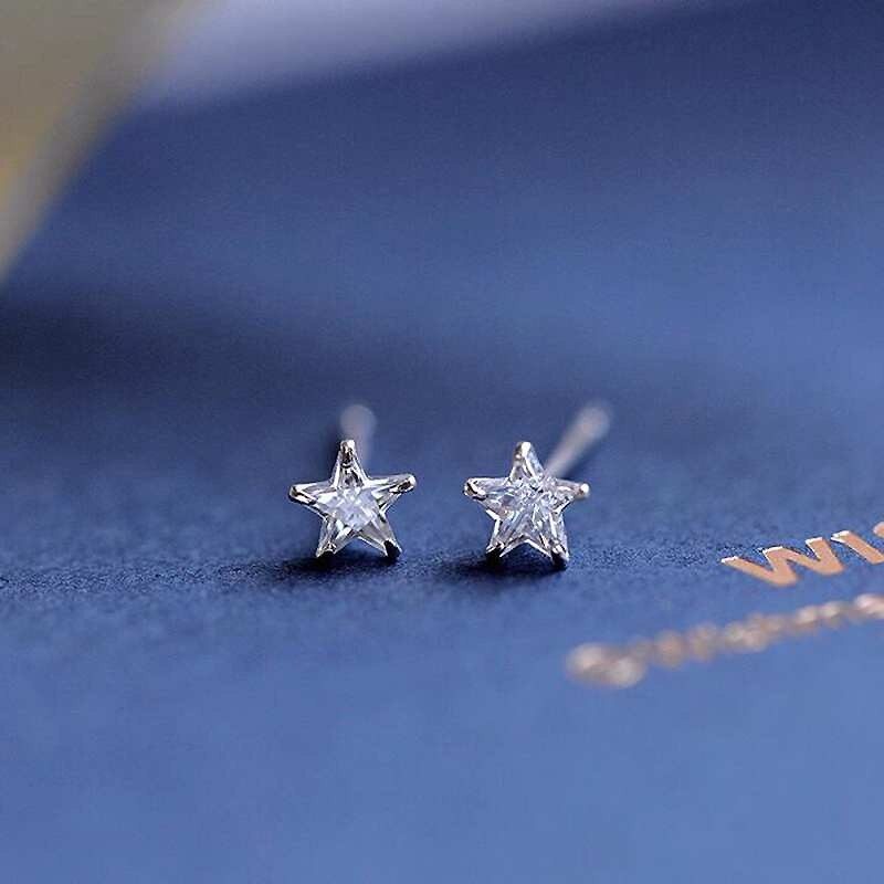 Süße und minimalistische Stern-Ohrstecker mit funkelndem Zirkon