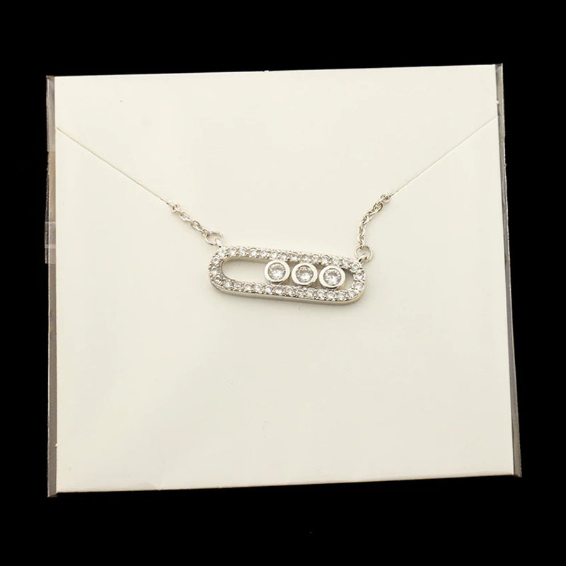 Zierliche Zirkonperlen an ovalen Anhängerketten