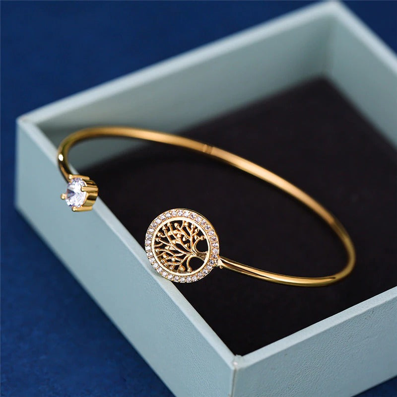 Zierliche, mit Zirkonen besetzte, verstellbare Lebensbaum-Armbänder