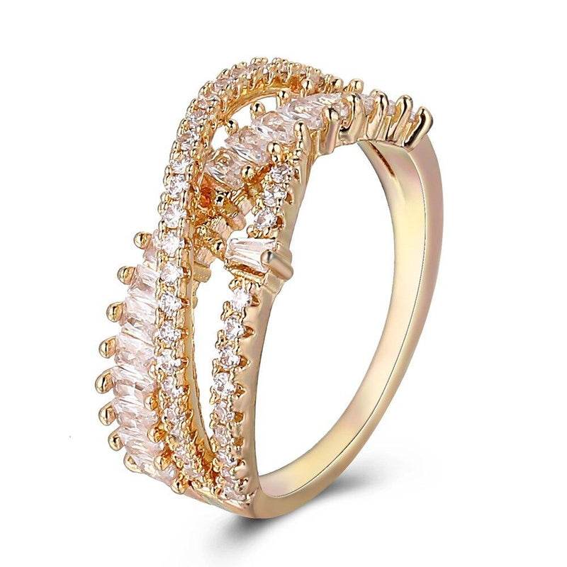 Schillernde Ringe mit kubischem Zirkonia – verschiedene Stile