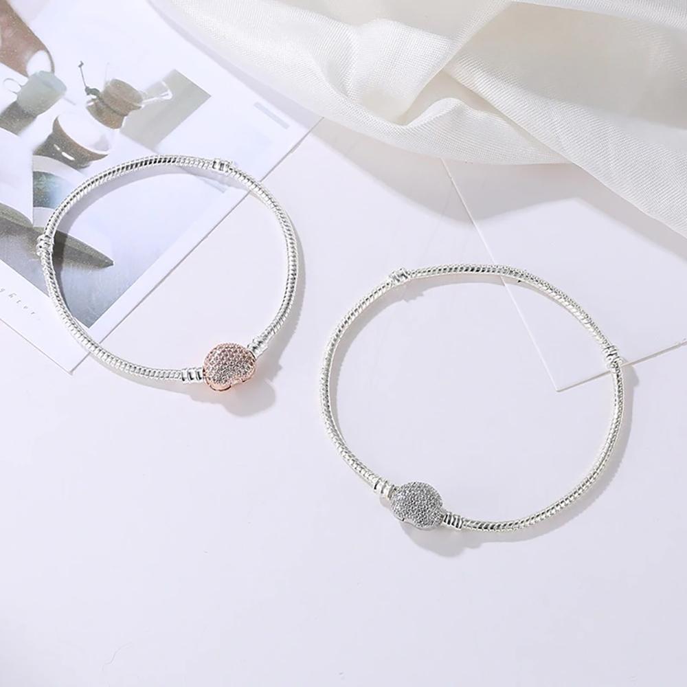 Schillernde Charm-Armbänder mit Schlangenkette