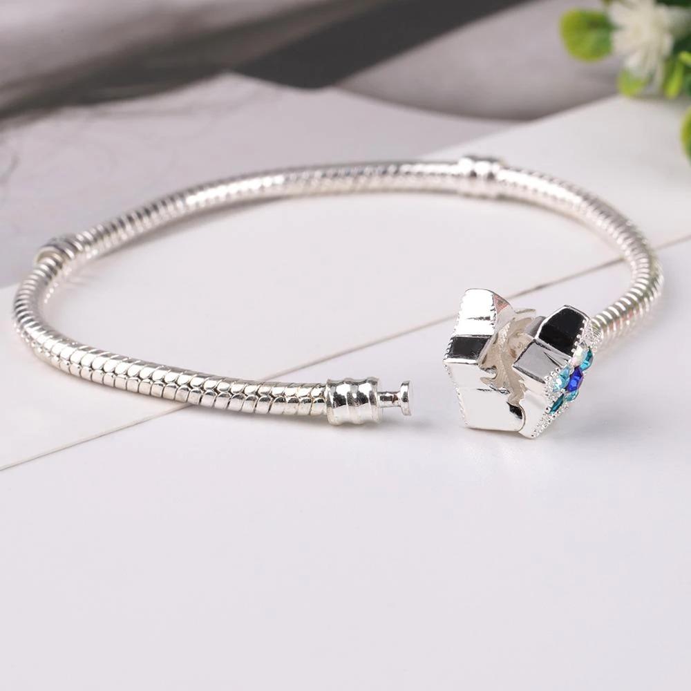 Schillernde Charm-Armbänder mit Schlangenkette