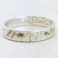 Zarter handgeschnitzter zierlicher Wildblumenring