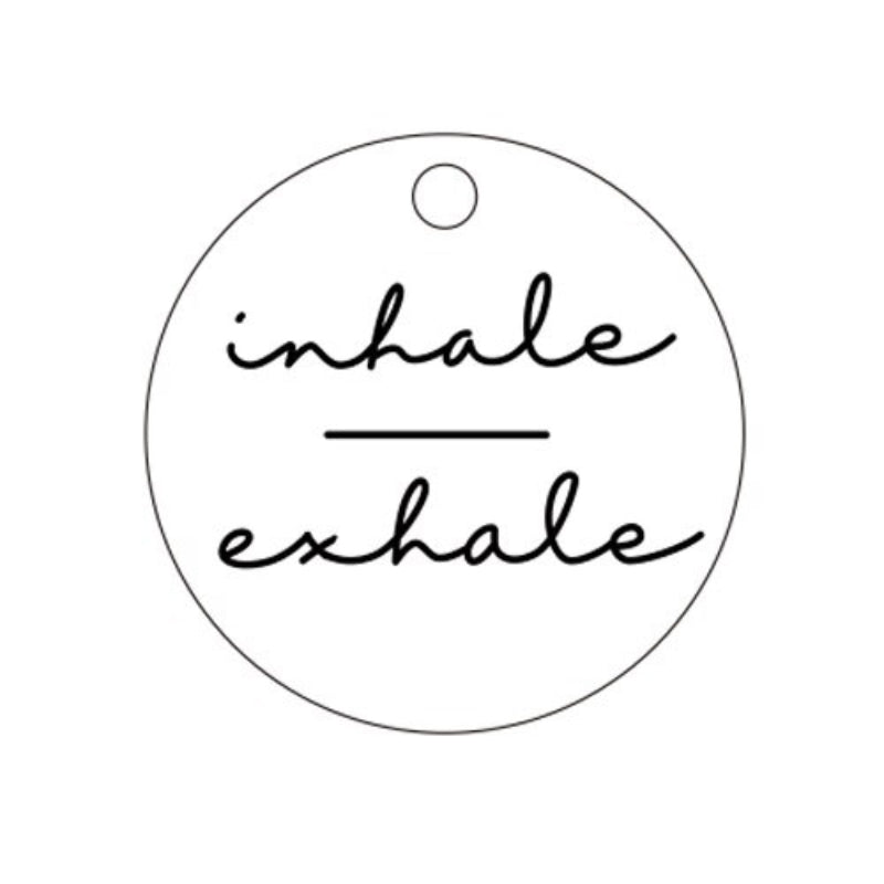 Zarte Halskette mit inspirierendem Scheibenanhänger