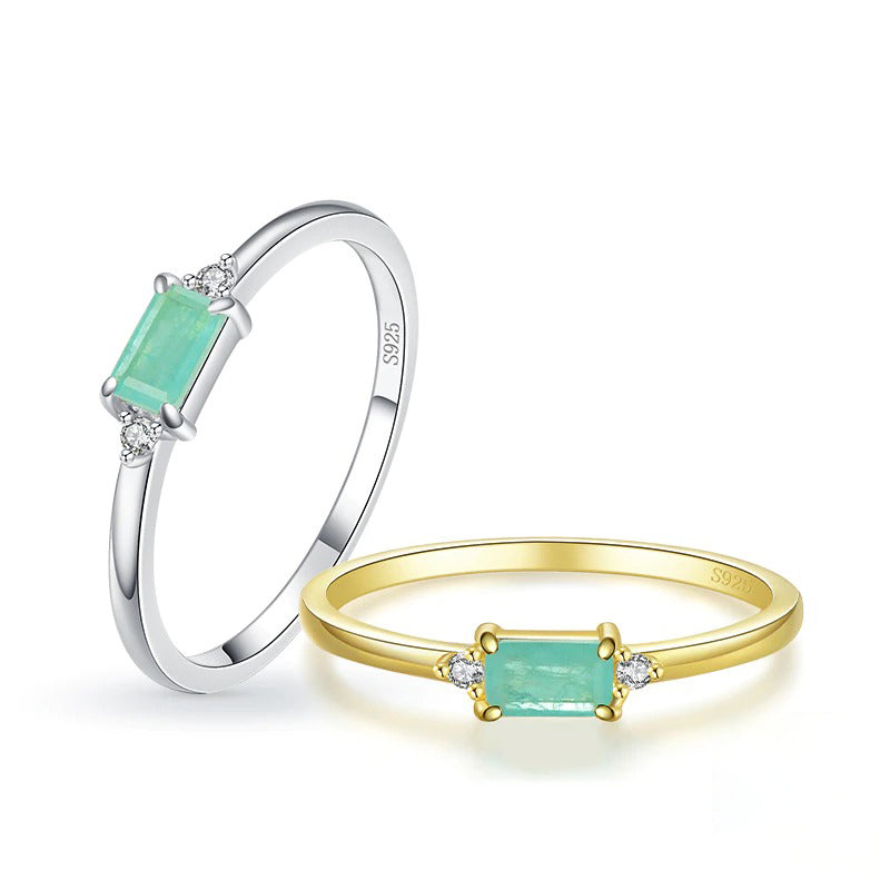 Zarte minimalistische Ringe aus Sterlingsilber mit Natursteinen