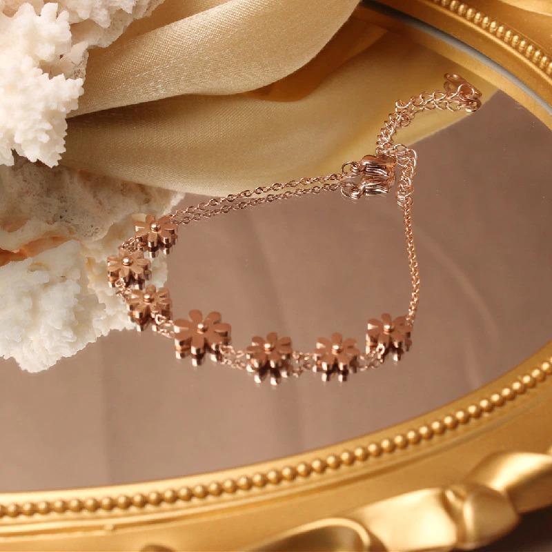 Verstellbares Deluxe-Armband mit Zirkonia-Blume