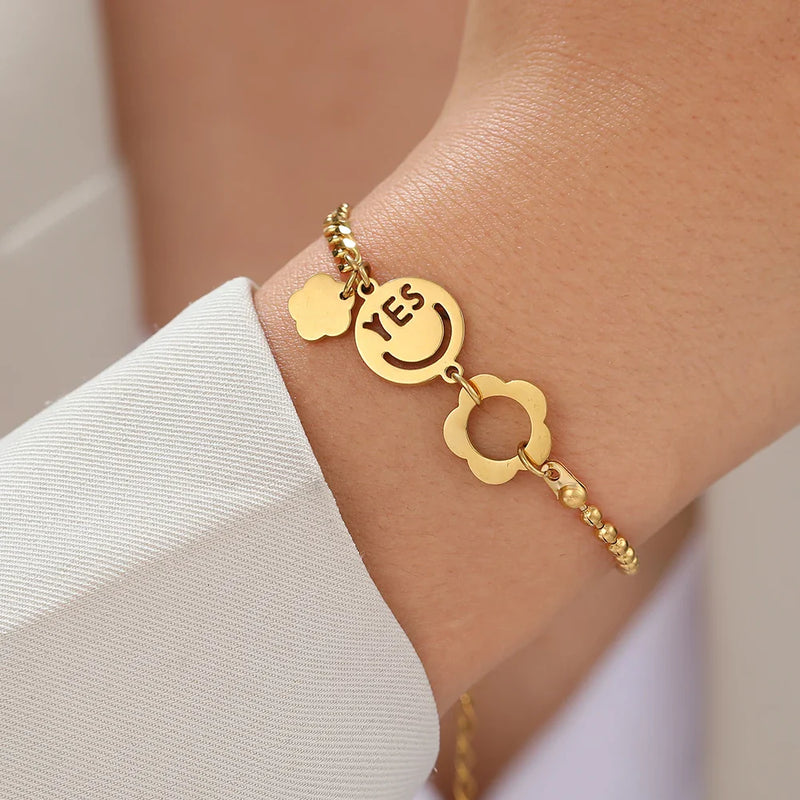 Goldenes Charm-Armband für Damen – verstellbar, trendig, personalisiert