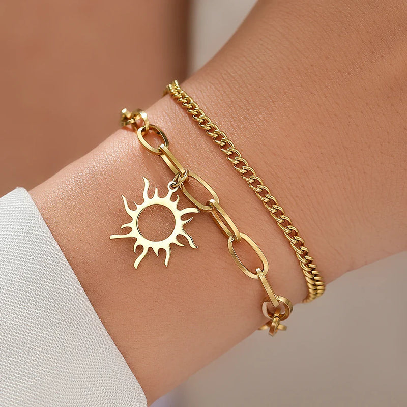 Goldenes Charm-Armband für Damen – verstellbar, trendig, personalisiert