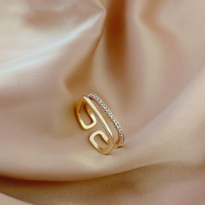 Elegante, modische, doppellagige, mit Zirkonen verzierte Ringe