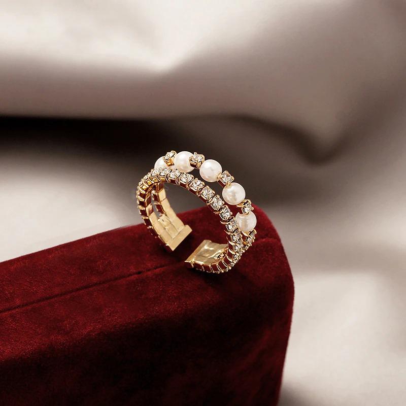 Elegante, modische, doppellagige, mit Zirkonen verzierte Ringe