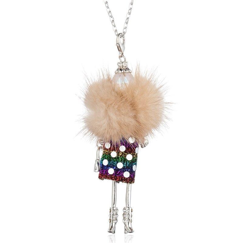 Eleganter Pelzmantel Fashionista Puppe lange Perlenkette - Sonderkollektion