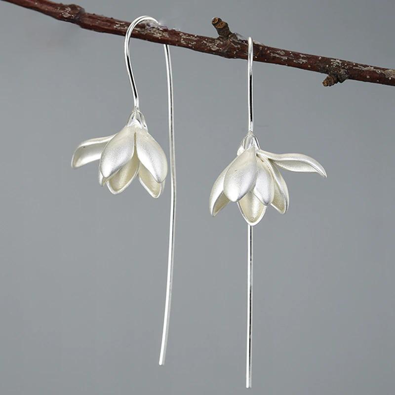 Elegante Magnolienblüten-Ohrhänger