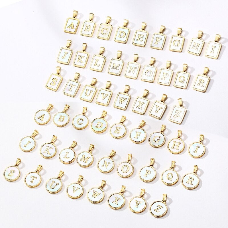 Eleganter quadratischer Anhänger mit Anfangsbuchstaben A-Z, personalisierte Halsketten