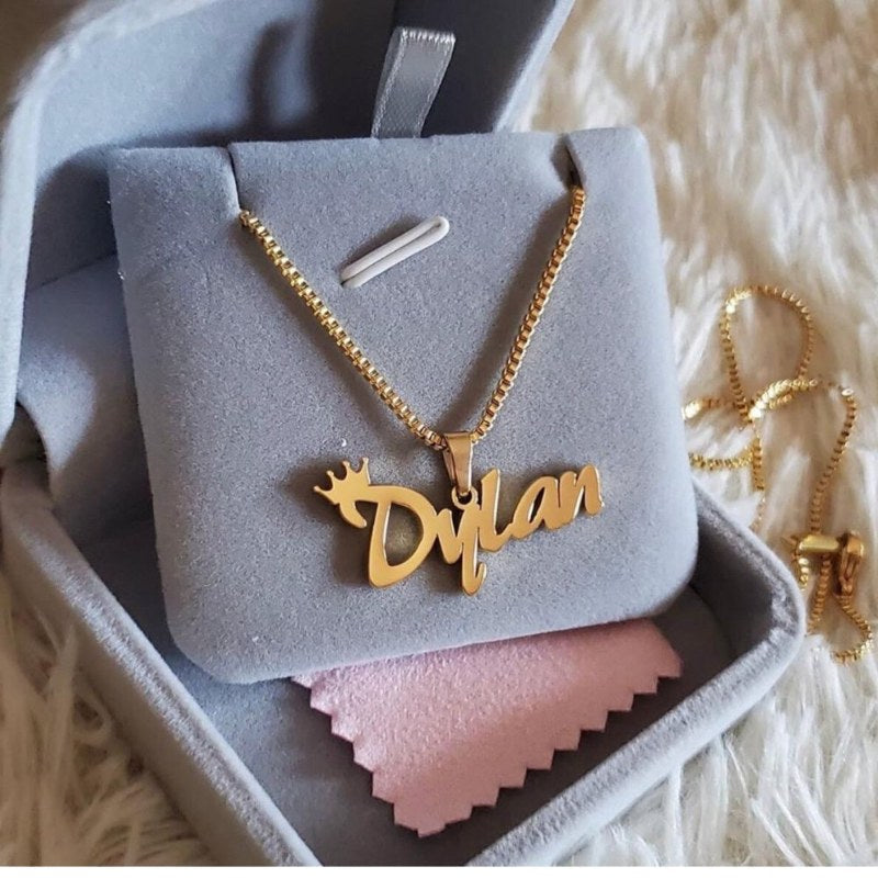 Elegante vergoldete personalisierte Namenskette aus Edelstahl