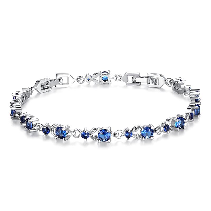 Elegantes und luxuriöses Gliederarmband mit Zirkonia-Kristallen
