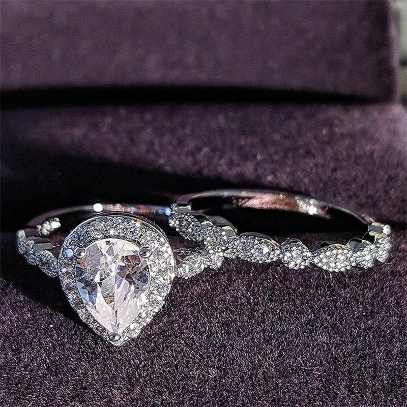 Außergewöhnliche Kollektionen von mit Strasssteinen besetzten Ringsets