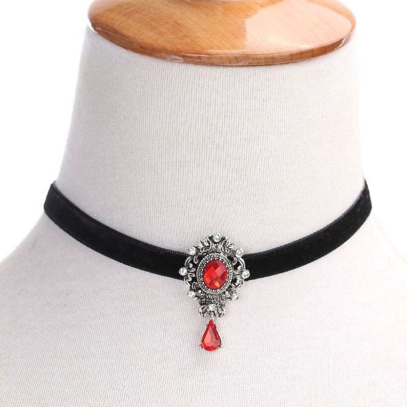 Exquisite klassische Chokerhalsketten mit Wassertropfen-Strass