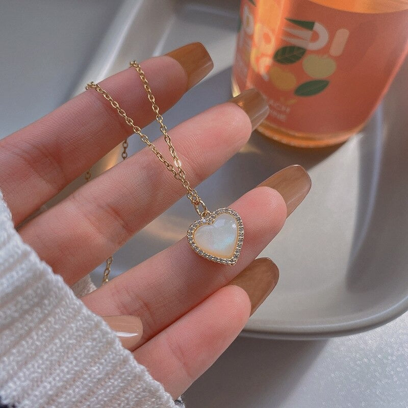 Exquisite Schlüsselbeinkette mit Anhängerketten in verschiedenen Stilen