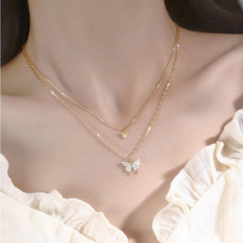 Exquisite doppellagige Halskette mit Schmetterlingsanhänger