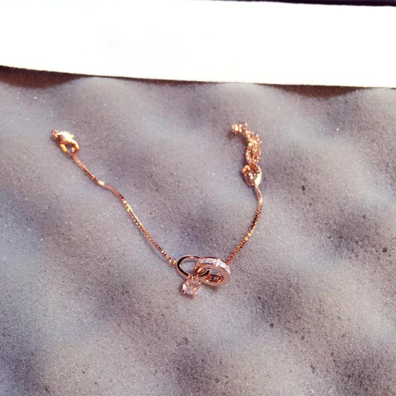 Exquisite Armbänder mit Doppel-Strass-Herzanhänger