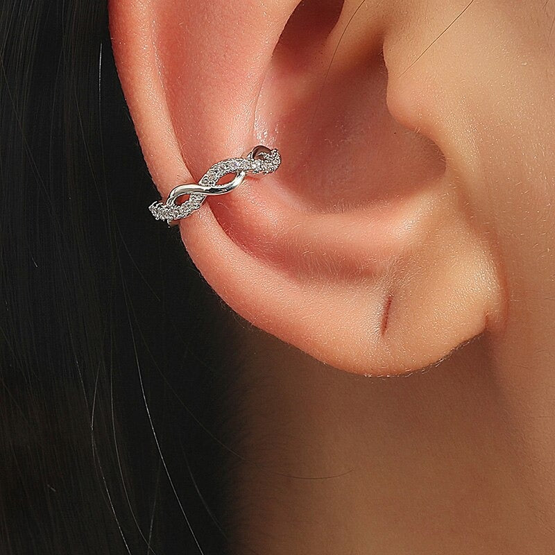 Exquisite, modische Ohrringe mit Zirkonia und Edelsteinen