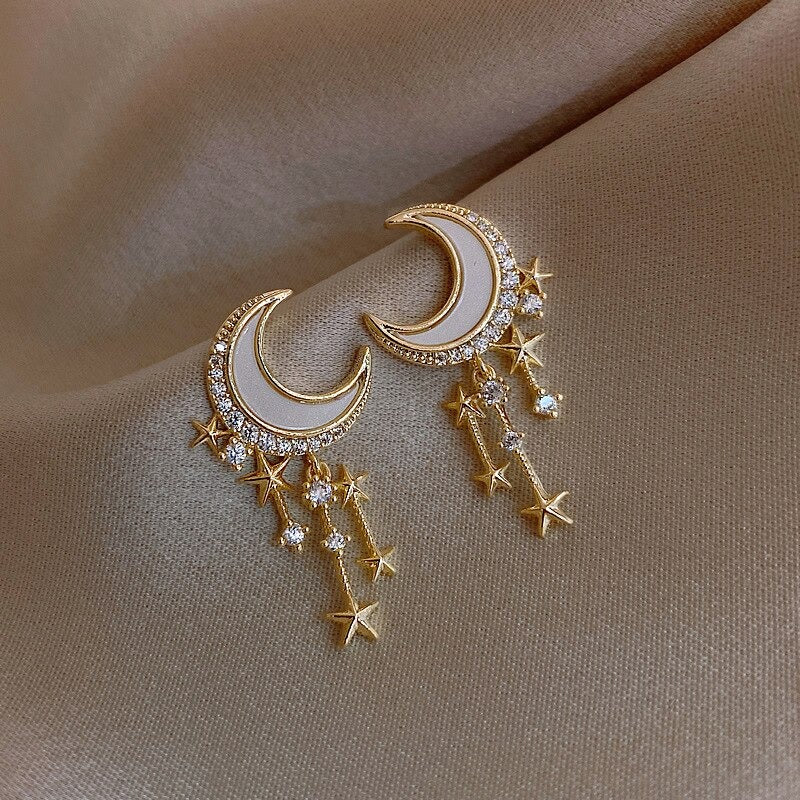 Exquisite Mini-Ohrstecker mit Honigbienen-Perle