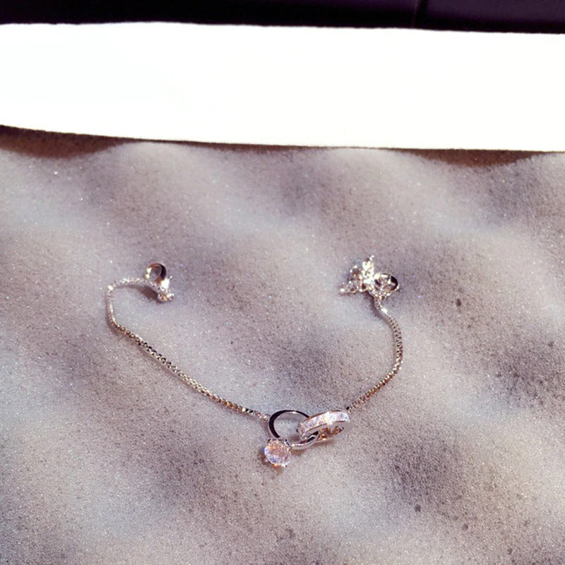 Exquisites, ineinander verschlungenes Doppelzirkon-Charm-Armband