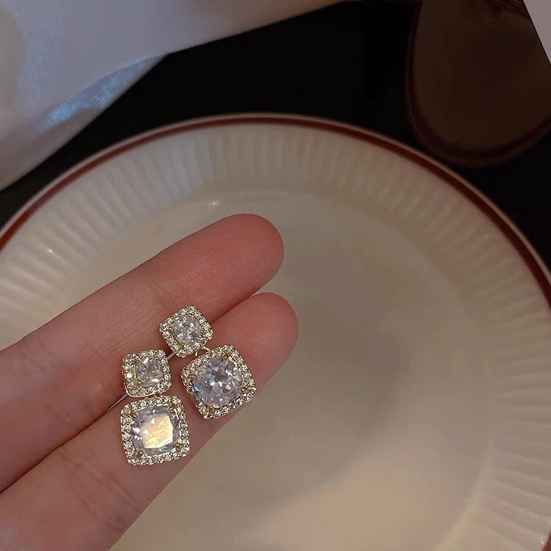 Erlesene Retro-Kollektion lila Strass-Ohrringe