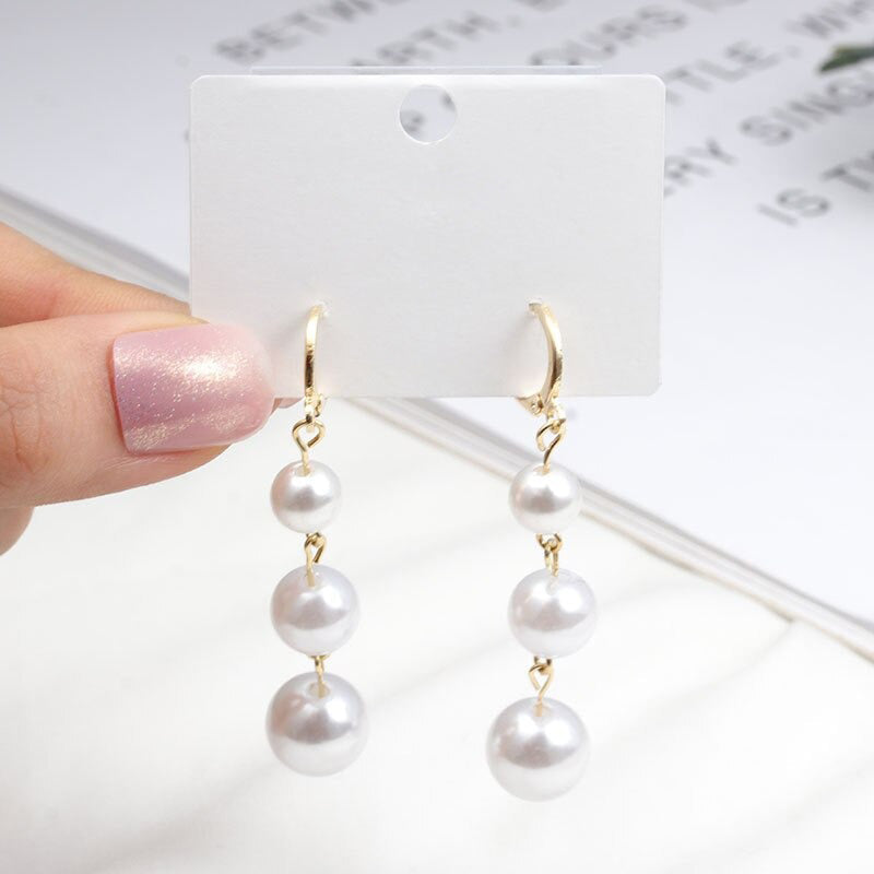 Erlesene und opulente Statement-Ohrring-Kollektion mit langen Tropfen