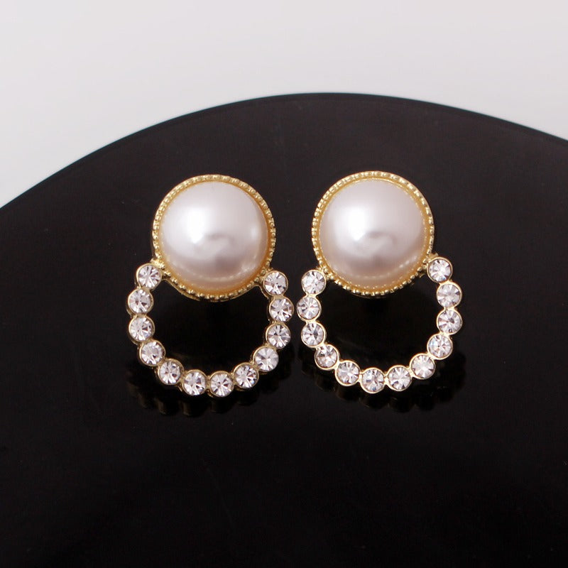 Erlesene und opulente Statement-Ohrring-Kollektion mit langen Tropfen