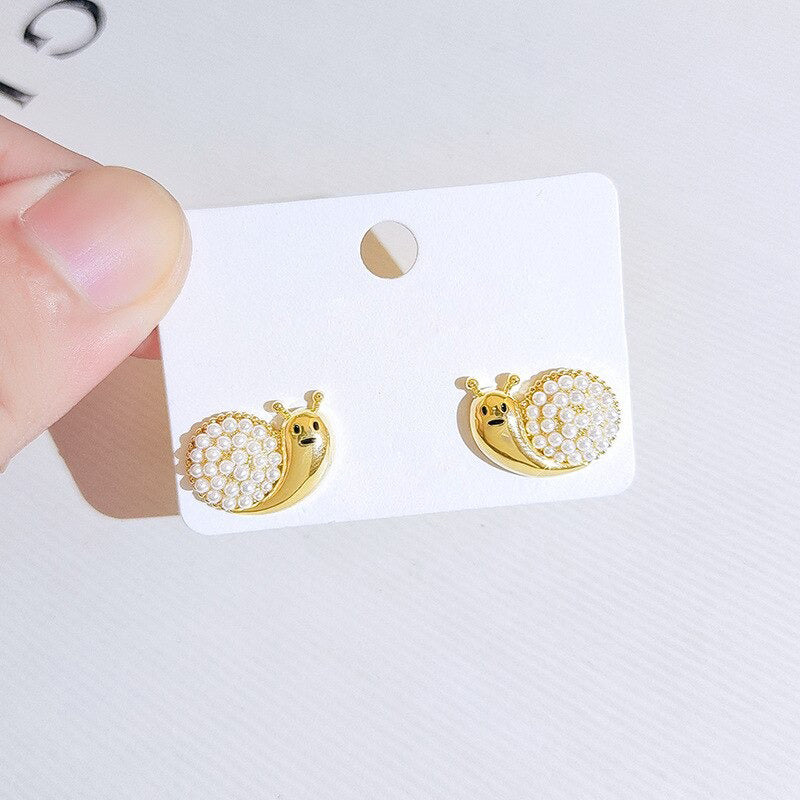 Erlesene und opulente Statement-Ohrring-Kollektion mit langen Tropfen