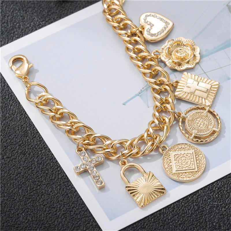 Extravagante Multi-Charms Kreuz Mode Ketten Armbänder