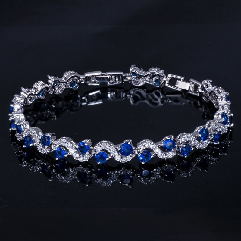 Extravagante mehrfarbige mit Zirkonen verzierte Infinity-Armbänder