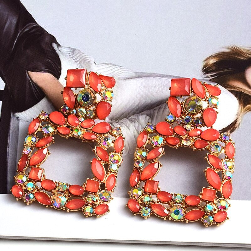 Extravagante und farbenfrohe geometrische Strass-Statement-Ohrringe