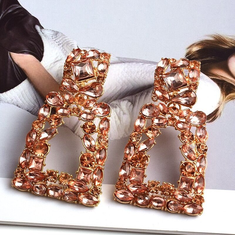 Extravagante und farbenfrohe geometrische Strass-Statement-Ohrringe