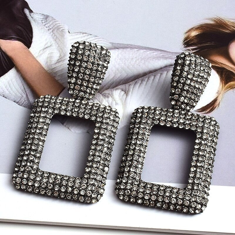 Extravagante und farbenfrohe geometrische Strass-Statement-Ohrringe