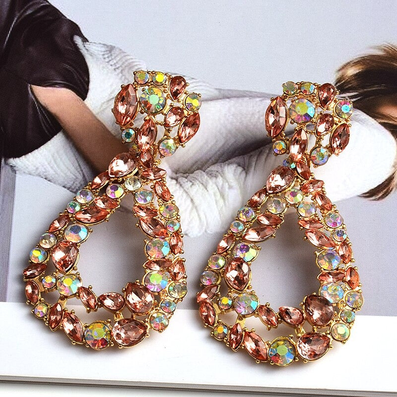 Extravagante und farbenfrohe geometrische Strass-Statement-Ohrringe