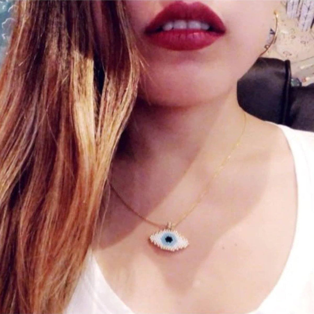 Ausgefallene schillernde blaue Augen Halskette