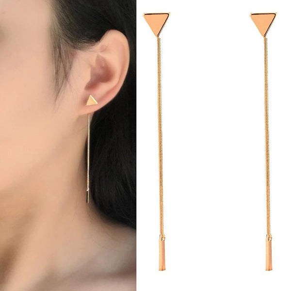 Modekollektionen von Tropfenohrringen mit Strasssteinen und Perlenquasten