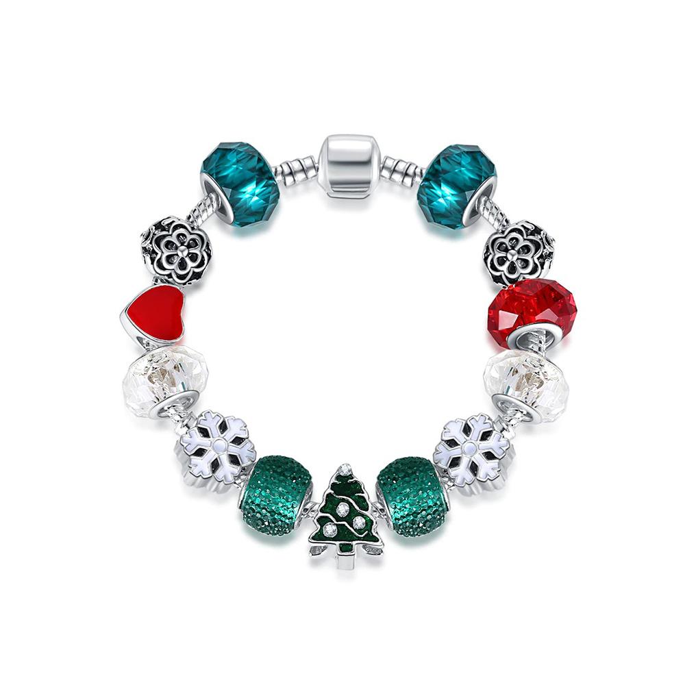 Festliches Perlen-Charm-Armband mit Weihnachtsmotiv