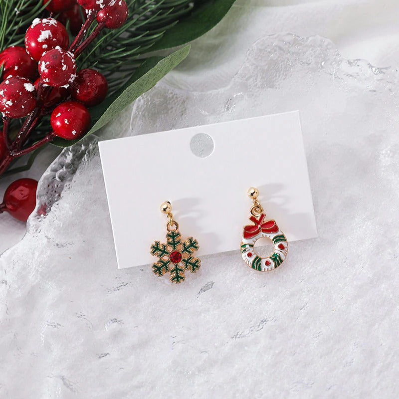 Festliche Party-Ohrring-Kollektion mit Weihnachtsthema