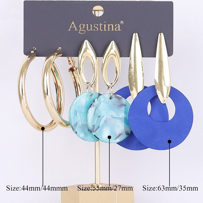 Schmeichelndes Set mit langen Acryl-Ohrringen im Bohemian-Chic-Stil