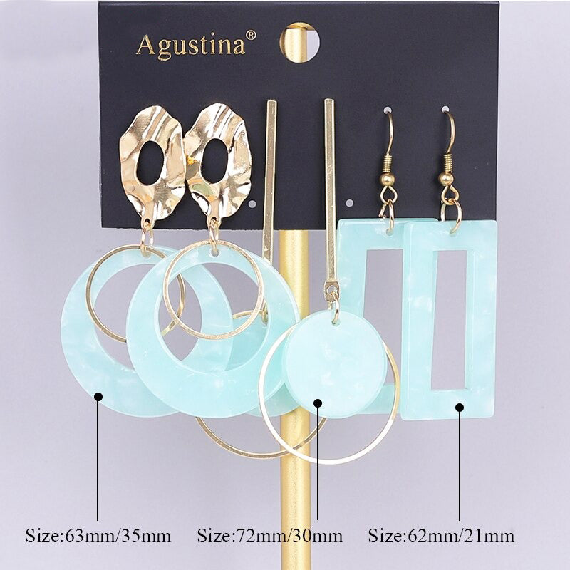 Schmeichelndes Set mit langen Acryl-Ohrringen im Bohemian-Chic-Stil