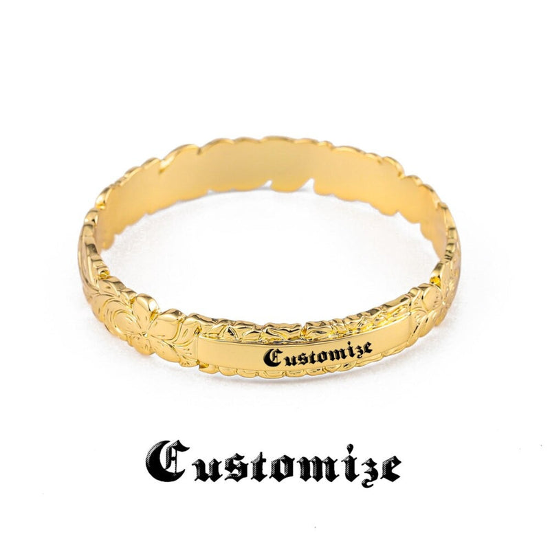 Armreife mit Blumenmuster und personalisiertem Namen