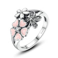 Lustiger und eleganter Blumenring in Rosa und Silber
