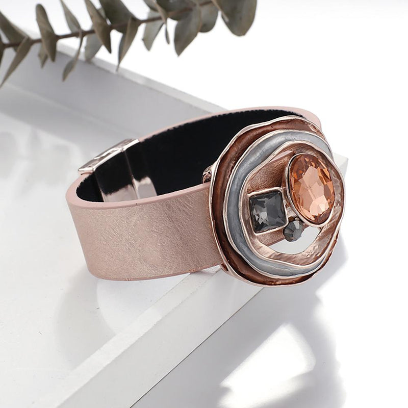 Edelstein-Armreif mit Magnetschnalle