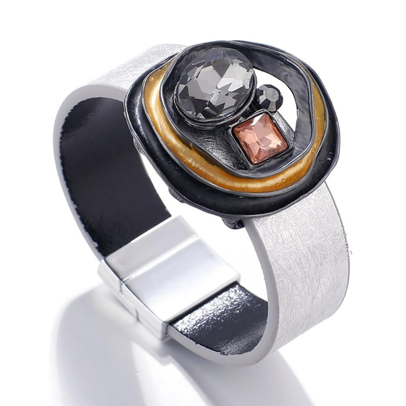 Edelstein-Armreif mit Magnetschnalle