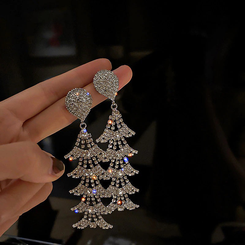 Geometrische, mit Strasssteinen besetzte Quastenohrringe mit Wassertropfen